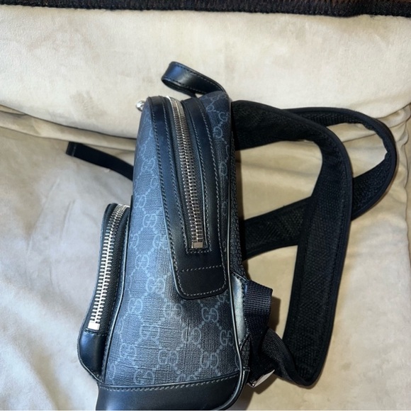 Gucci Web Ophidia backpack in GG supreme canvas and leather - Picture 2 of 14